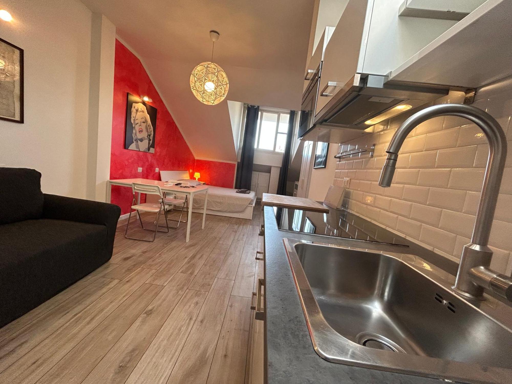 Appartement Mansarda Open Space Vicino Zona Isola Milan